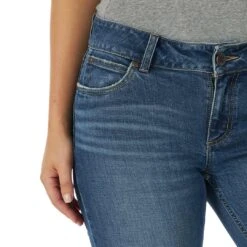 Wrangler Women's Retro Mae Aztec Pocket Bootcut Jeans -Wrangler || Ariat || ROPER Sales Store img10868 wrangler women s retro mae aztec pocket bootcut jeans