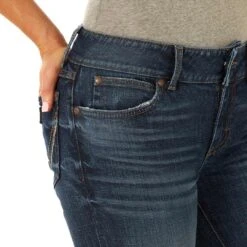 Wrangler Women's Retro Mae Wide Leg Trouser Jeans -Wrangler || Ariat || ROPER Sales Store img17640 wrangler women s retro mae wide leg trouser jeans