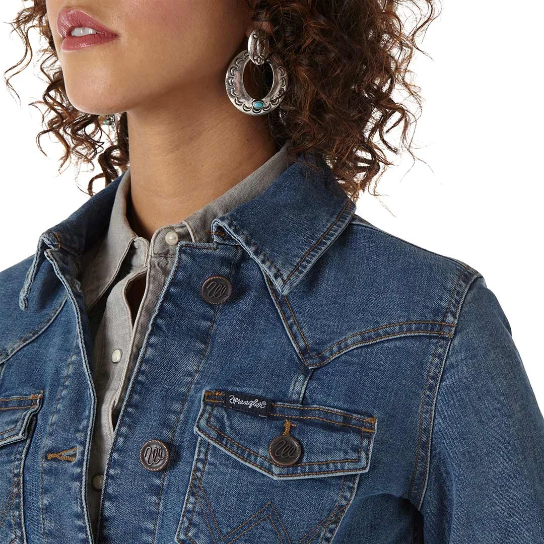 Wrangler Women's Classic Fit Jean Jacket 5 Wrangler Women's Classic Fit Jean Jacket - Image 3