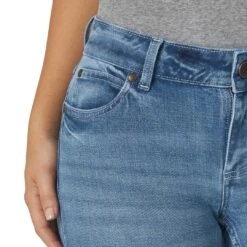 Wrangler Women's Retro Mae Mid Rise Bootcut Jeans -Wrangler || Ariat || ROPER Sales Store img30773 wrangler women s retro mae mid rise bootcut jeans