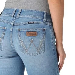 Wrangler Women's Retro Mae Wide Leg Trouser Jeans -Wrangler || Ariat || ROPER Sales Store img39858 wrangler women s retro mae wide leg trouser jeans