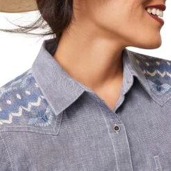 Ariat Women's REAL Billie Jean Shirt -Wrangler || Ariat || ROPER Sales Store img80459 ariat women s real billie jean shirt