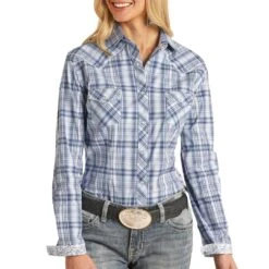 Rough Stock Women's Blanket Stitch Plaid Snap Shirt